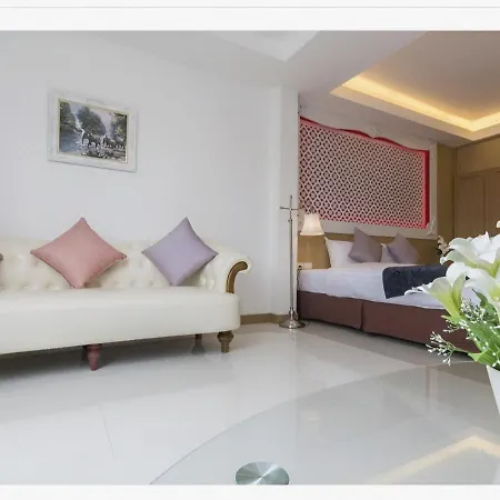 Lucky Sun Patong Hotel Exterior photo